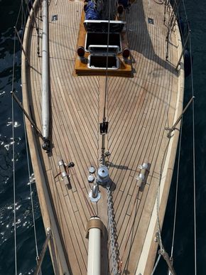 The beautiful, fully renovated teak deck.