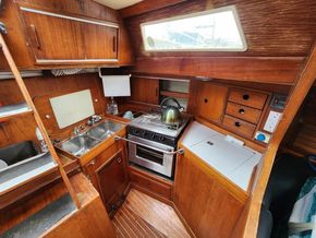 Baltic 35  - Galley