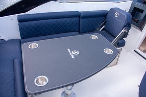 2024 Parker 630  Day Cruiser 38