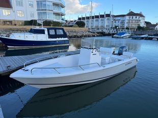2007 Cobia 186