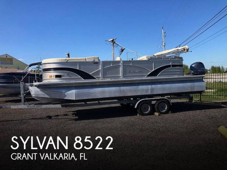 2019 Sylvan mirage 8522