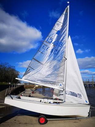 GP14 sail number 13489