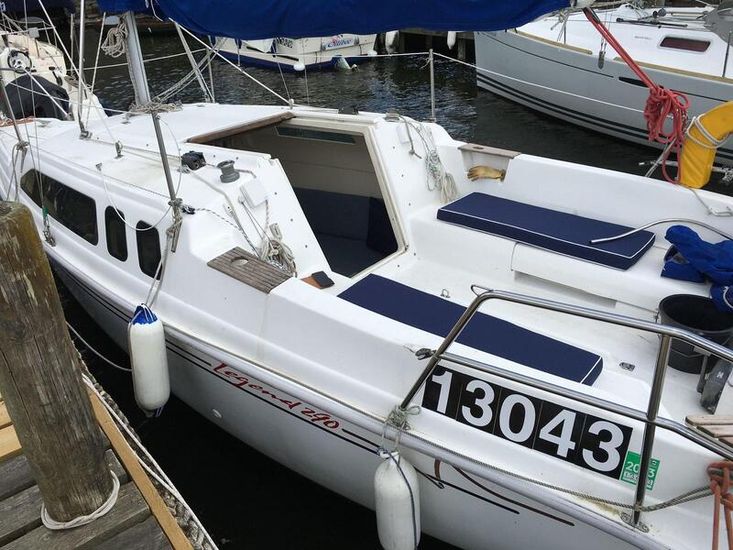 Hunter Legend 240. Price reduced