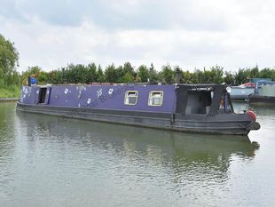 GILLYFLOWER • 53ft 4in, traditional, 2+2 berths