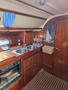 Bavaria 38 Holiday