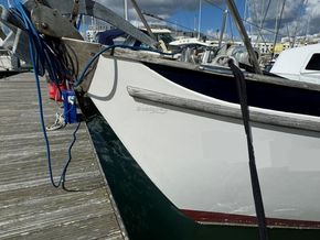 Seadog 30 Ketch  - Bow