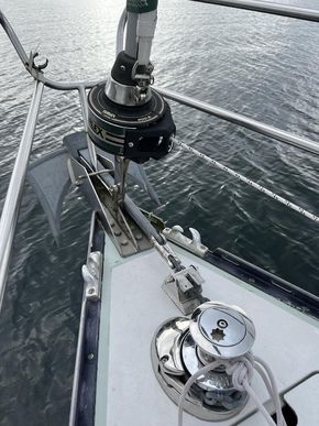 Furler, Jambo anchor, pawl and windlass