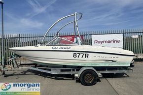 Bayliner 175 -side