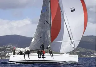 2012 Grand Soleil 39