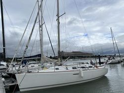Beneteau First 33.7