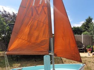 Bobbin: sail boat, Tender, dinghy