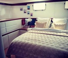 1986 Hatteras 54