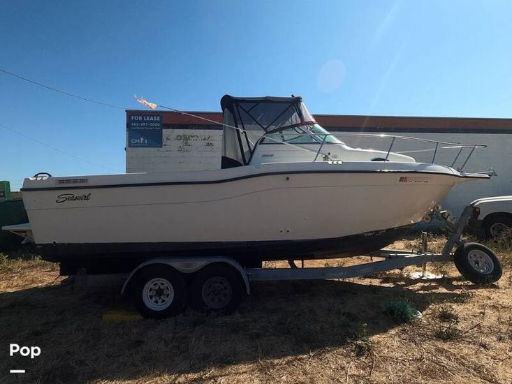 2002 Seaswirl 2600 striper