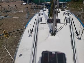 Beneteau 32s5  - Coachroof/Wheelhouse