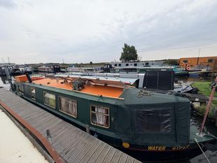 44ft Narrowboat Cruiser Stern
