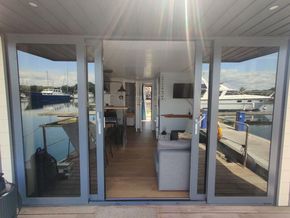 Waterlodge Oasis 2 2 cabin version - Interior