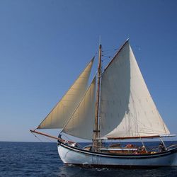 Traditional Greek Trehandiri Cutter