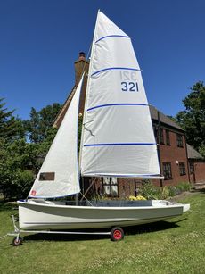Topper Sport 16 sailing dinghy with combi trailer - Excellent boat