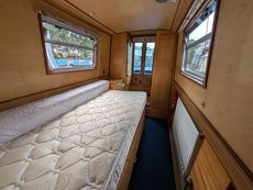 That's D'riculous - 57 foot cruiser stern narrow boat