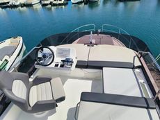 2021 Jeanneau Merry Fisher 1095  Flybridge