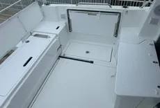2024 Beneteau Antares 8