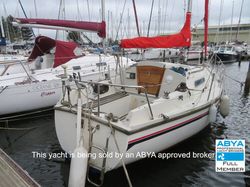 1986 Sadler Yachts 26 Lifiting Keel