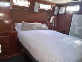 Cabin Main 4