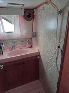 1974 PRICE REDUCED Oceanstar 37