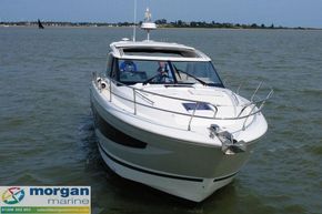 Jeanneau Leader 40 - bow