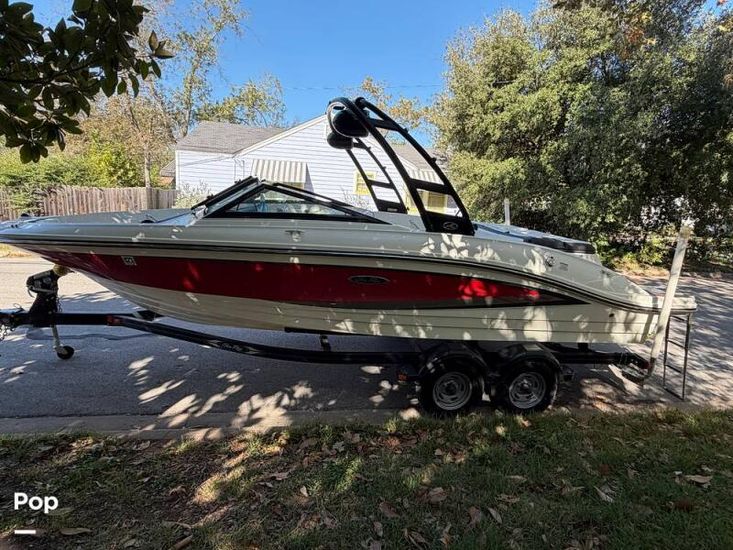 2015 Sea Ray 210 spx