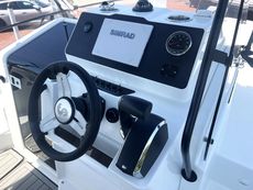 Beneteau Flyer 7 Sun Deck Ex-Display