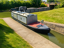 35ft Trad style tug narrowboat