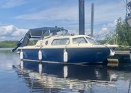 Norman 20 River Cruiser