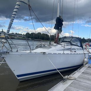 Beneteau First 325