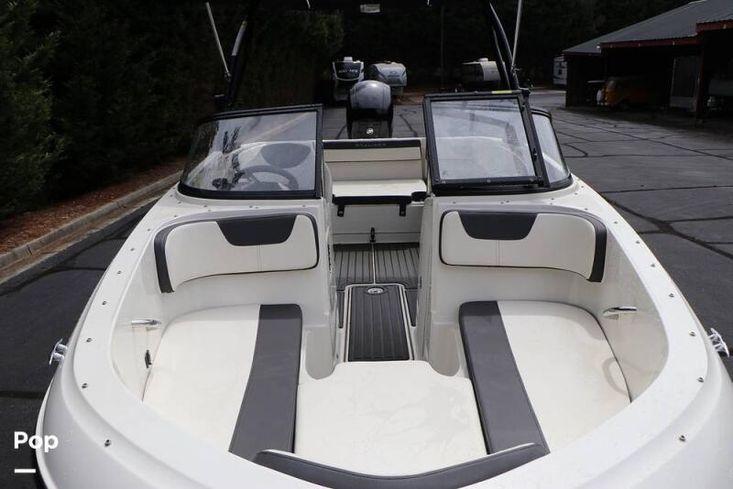 2022 Bayliner vr4