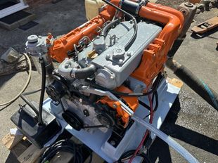 Yanmar 4JH2-UTE  