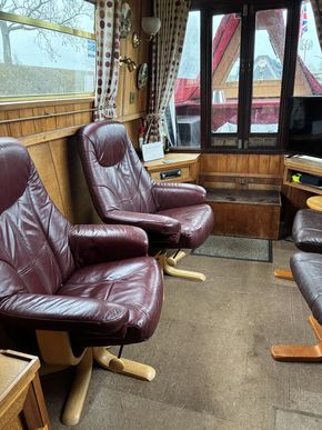 Saloon