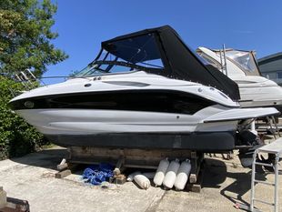 2005 Crownline 250 CR Sports Cruiser