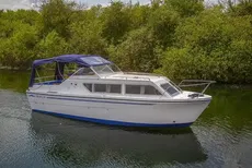 2025 Viking 26 Golden Crown Edition