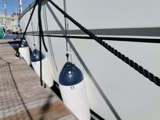 2005 Beneteau Cyclades 43.3