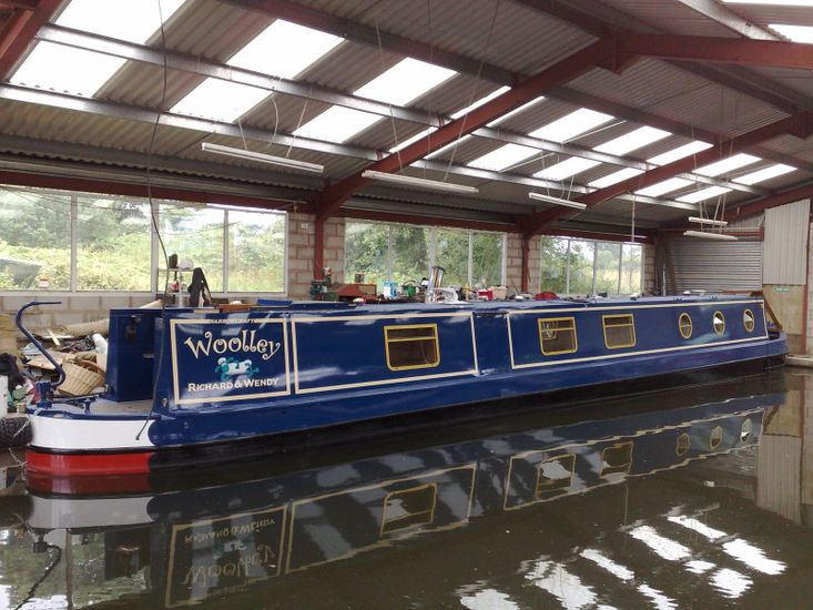 DRY DOCKS AVAILABLE ON COVENTRY CANAL