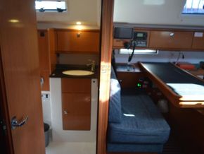 Bavaria 51 Cruiser  - Interior
