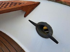 Fairlead cleat
