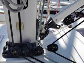Sun Odyssey 389