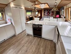 70ft by 14ft Widebeam Cruiser