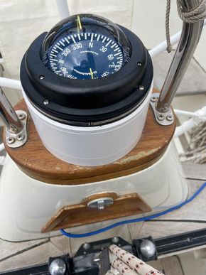 Cockpit Compass