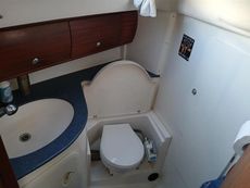 2002 Bavaria 36