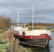 Barge Sheffield size
