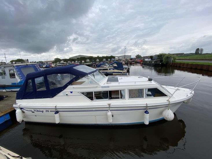 Viking Cruisers 26 for sale UK, Viking Cruisers boats for sale, Viking ...