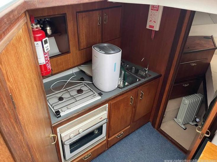 1990 Fairline Corniche 31